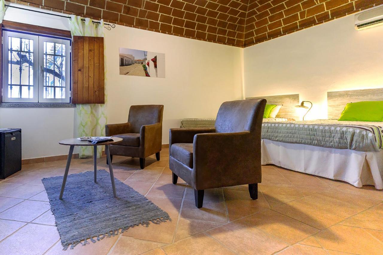 Monte Do Colmeal - Country House & Wine Guest House Mourao Luaran gambar